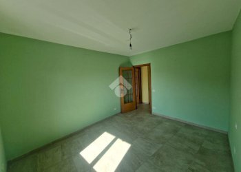 Trilocale Strada bussolino, Gassino Torinese - foto 9