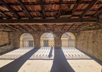 Stable - Palace Via Armando Cane, Badalucco - photo 1