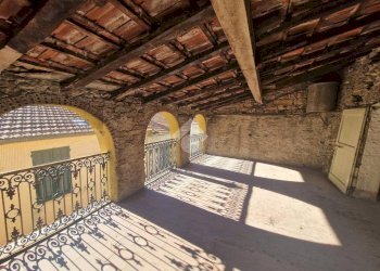 Stable - Palace Via Armando Cane, Badalucco - photo 17