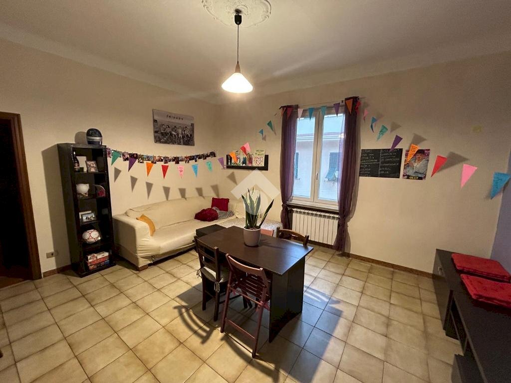 Apartment Via Bobbio, Genova (neighborhood Staglieno) - photo 2