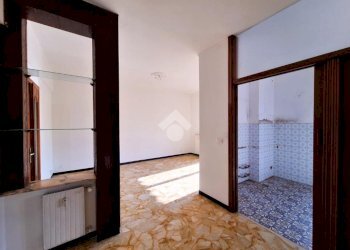 Quadrilocale Via Ugo Foscolo, Savona (zona Santa Rita) - foto 8