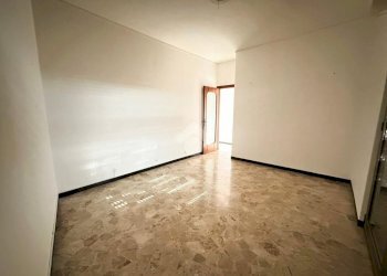 Quadrilocale Via Ugo Foscolo, Savona (zona Santa Rita) - foto 20