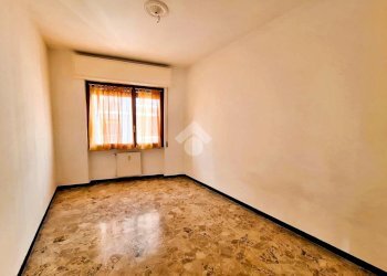 Quadrilocale Via Ugo Foscolo, Savona (zona Santa Rita) - foto 24