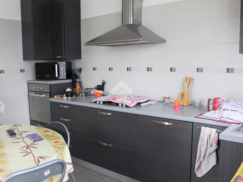 Trilocale Via Provinciale, Momo - foto 3