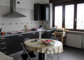 Three-room apartment Via Provinciale, Momo - photo 2