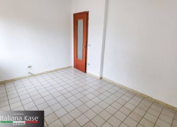 Foto 12 - Trilocale via marconi
 
31, San Giorgio Canavese - foto 12