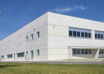 Foto 3 - Commercial Premises Via Vittorio Veneto, Cecina - photo 3