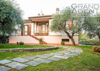 Foto 13 - Villa via san zeno
 
43, Torri del Benaco - foto 13