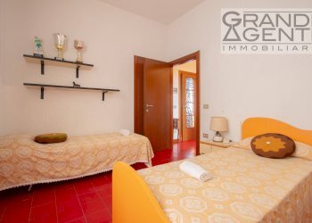 Foto 21 - Villa via san zeno
 
43, Torri del Benaco - foto 21