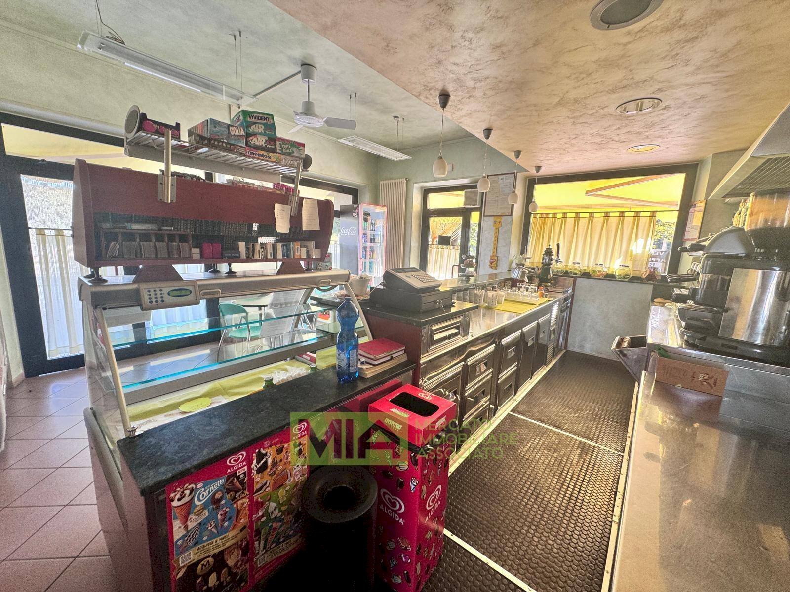 Foto 1 - Locale Commerciale Via Aso
 
26, Ortezzano - foto 1