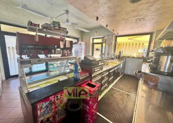 Foto 1 - Locale Commerciale Via Aso
 
26, Ortezzano - foto 1