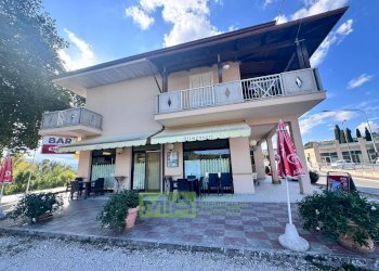 Foto 12 - Locale Commerciale Via Aso
 
26, Ortezzano - foto 12