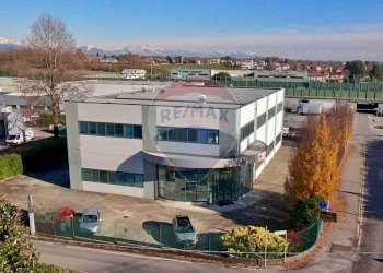 Edificio all\'aperto - Capannone Via Vivaldi
 
2, Cadorago - foto 1