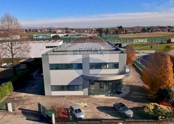 Edificio all\'aperto - Capannone Via Vivaldi
 
2, Cadorago - foto 2