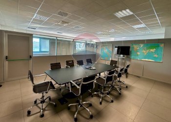 Ufficio - Capannone Via Vivaldi
 
2, Cadorago - foto 17