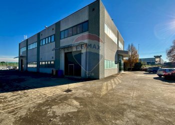 Edificio all\'aperto - Capannone Via Vivaldi
 
2, Cadorago - foto 20