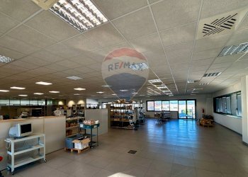 Palestra - Capannone Via Vivaldi
 
2, Cadorago - foto 27