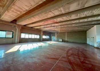 Stanza vuota - Capannone Via Vivaldi
 
2, Cadorago - foto 33