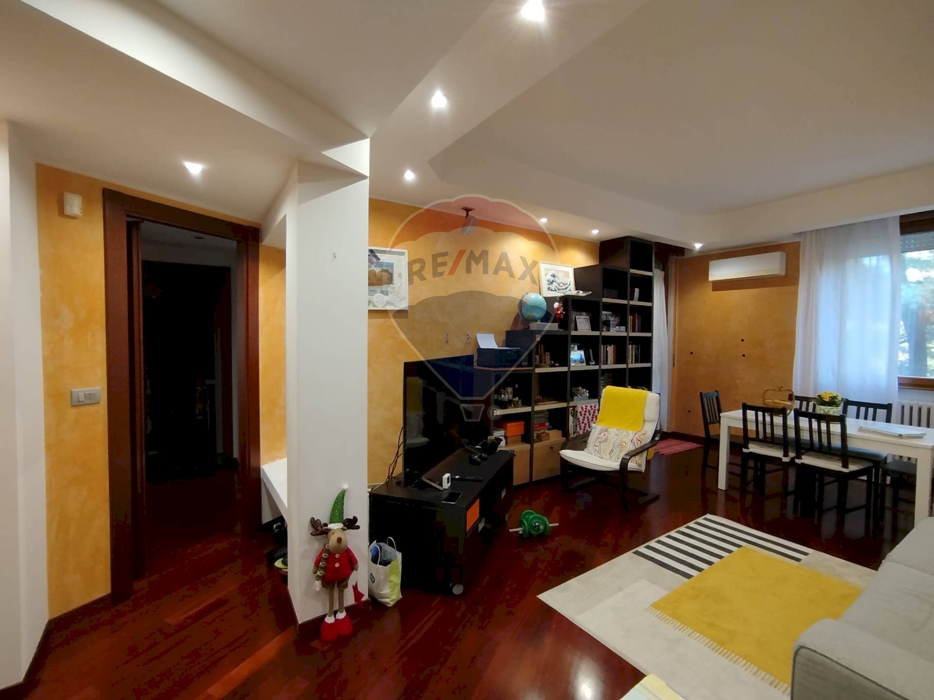 Sala da pranzo - Trilocale Don Lattuada
 
14, Rho - foto 1