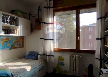 Camera / camera da letto - Trilocale Don Lattuada
 
14, Rho - foto 13