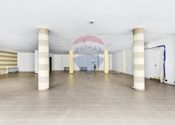 Stanza vuota - Ufficio Via Montello
 
16, Melzo - foto 2