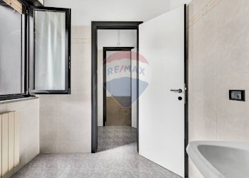 Bagno - Ufficio Via Montello
 
16, Melzo - foto 14