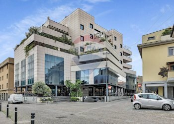 Edificio all\'aperto - Ufficio Via Montello
 
16, Melzo - foto 17