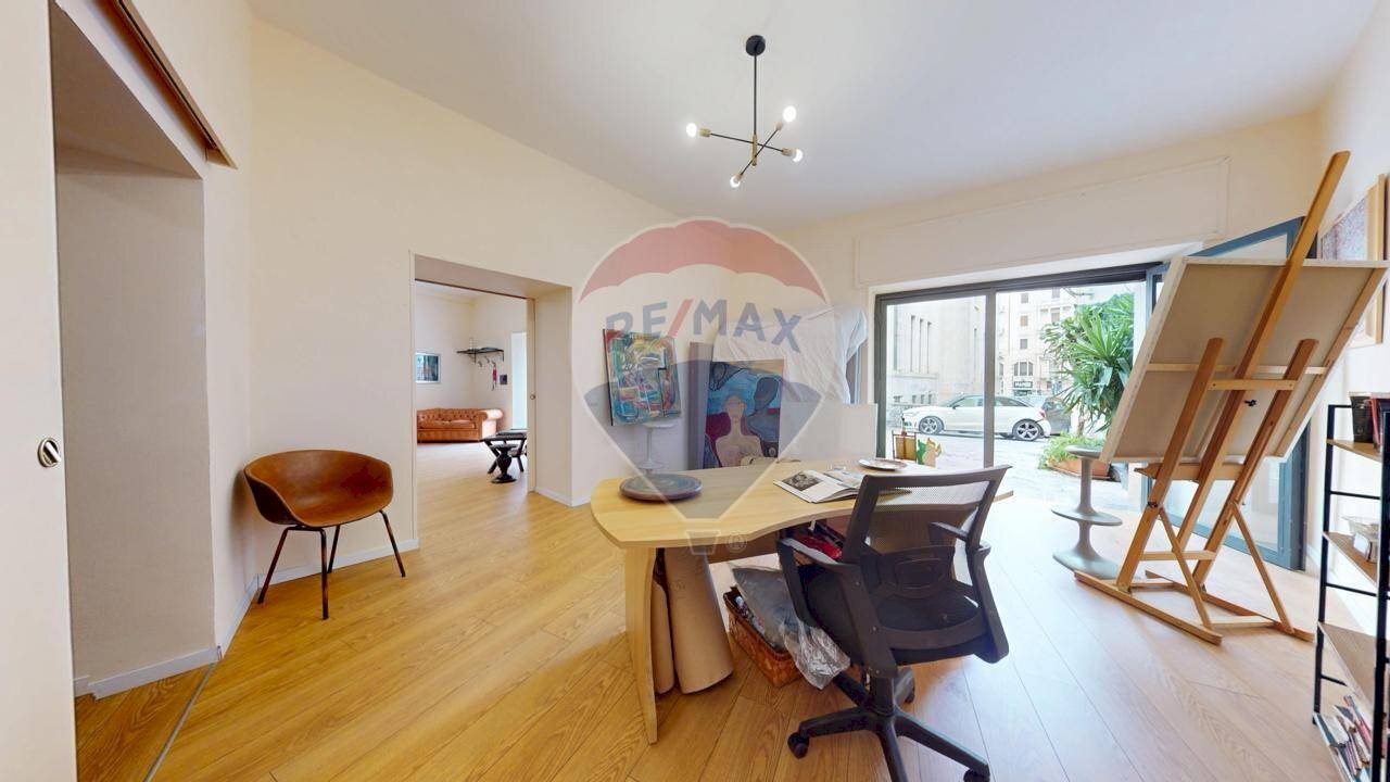 Ufficio - Shop via monteleone
 
44/46, Palermo - photo 1