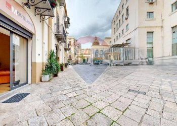 Edificio all\'aperto - Negozio via monteleone
 
44/46, Palermo - foto 11