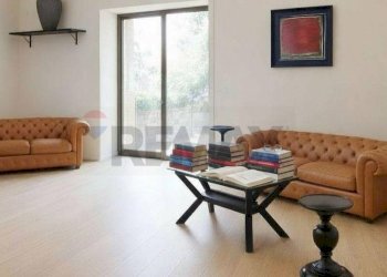 ufficio - Shop via monteleone
 
44/46, Palermo - photo 1