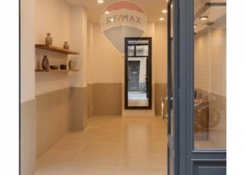 Virtual Staging Interno - Commercial Premises VIA MATERASSAI
 
37, Palermo - photo 4