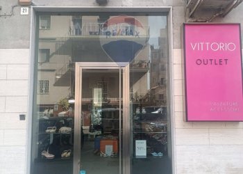 Edificio all\'aperto - Shop Corso Italia
 
21, Acireale - photo 1