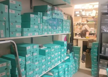 Dispensa di stoccaggio - Shop Corso Italia
 
21, Acireale - photo 6