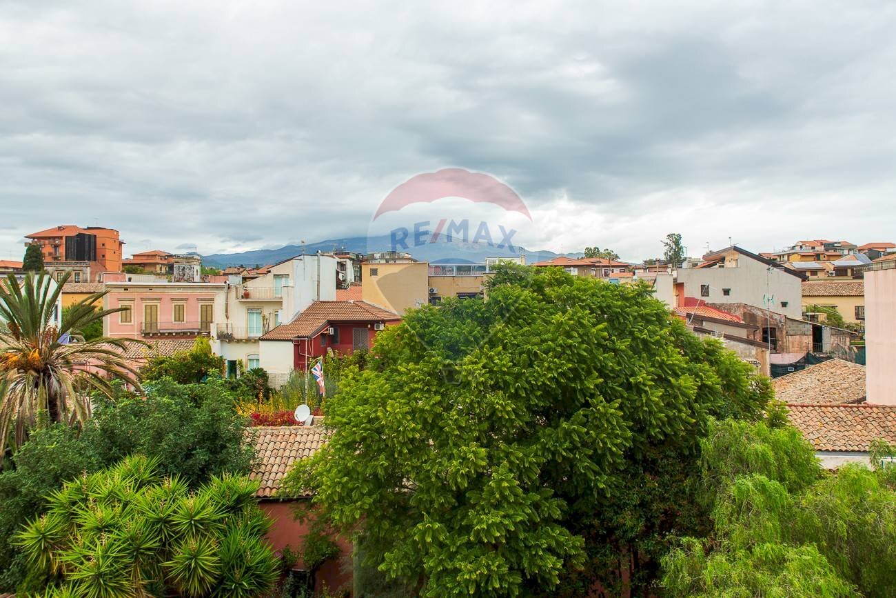 Edificio all\'aperto - Trilocale via Nuova
 
20, Mascalucia - foto 2