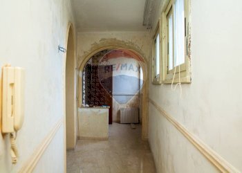 Hall / corridoio - Trilocale via Nuova
 
20, Mascalucia - foto 25