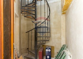 Scale - Trilocale via Nuova
 
20, Mascalucia - foto 34