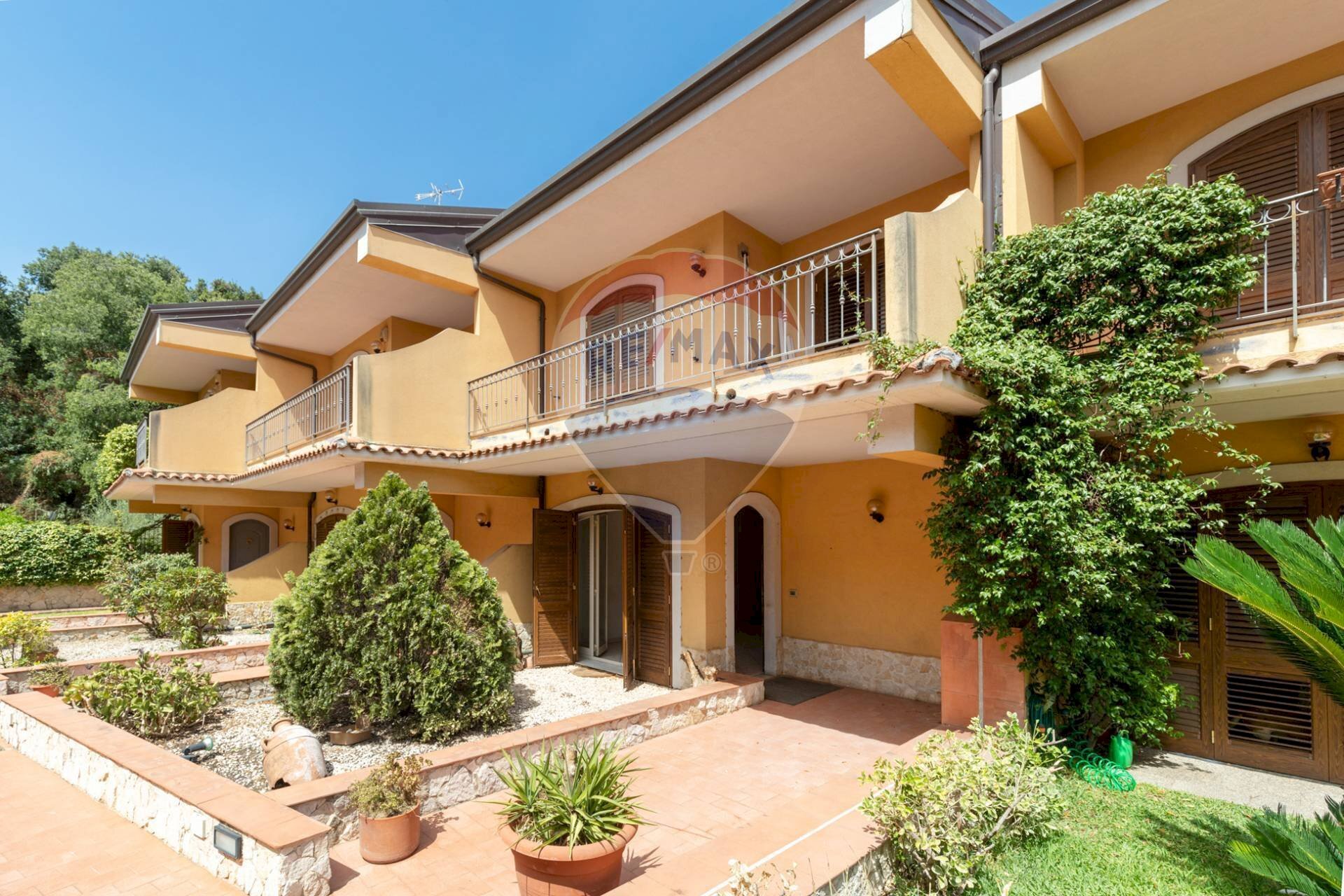 Casa all\'aperto - Villa a Schiera via san josè escrivà
 
1, Tremestieri Etneo - foto 1