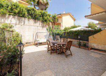 Terrazza - Villa a Schiera via san josè escrivà
 
1, Tremestieri Etneo - foto 10
