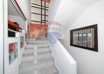 Scale - Villa a Schiera via san josè escrivà
 
1, Tremestieri Etneo - foto 14