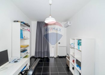 Ufficio - Villa a Schiera via san josè escrivà
 
1, Tremestieri Etneo - foto 21