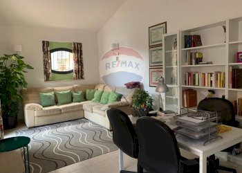 Sala da pranzo - Hotel Via della Quercia
 
7, Nicolosi - foto 30