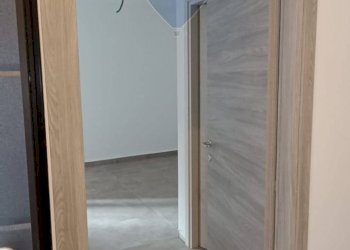 Hall / corridoio - Terreno non edificabile Via Spoto
 
13, Aci Catena - foto 3