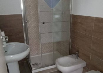 Bagno - Terreno non edificabile Via Spoto
 
13, Aci Catena - foto 9