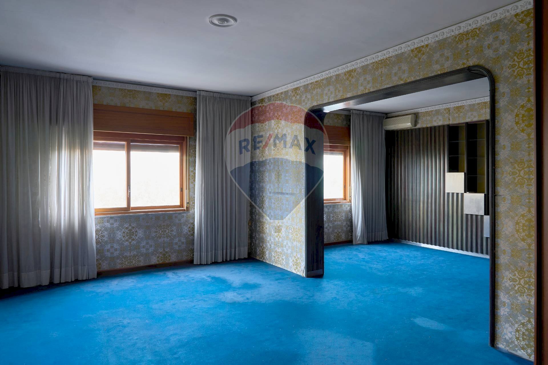 Soggiorno - Apartment Giuseppe La Farina
 
141, Messina - photo 2