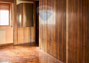 Hall/Corridoio - Apartment Giuseppe La Farina
 
141, Messina - photo 6