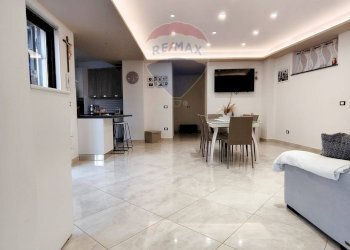 Sala da pranzo - Casa indipendente via porto salvo
 
41, Acireale - foto 2