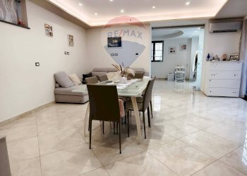 Sala da pranzo - Casa indipendente via porto salvo
 
41, Acireale - foto 5