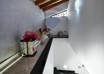 Scale - Casa indipendente via porto salvo
 
41, Acireale - foto 19