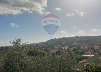 Edificio all\'aperto - Terreno agricolo Contrada Poggio del Lupo
 
snc, Misterbianco - foto 6