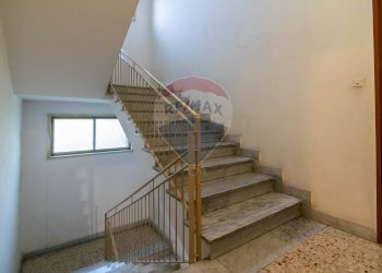 Scale - Quadrilocale Via Don Giovanni Minzoni
 
6, Catania - foto 2